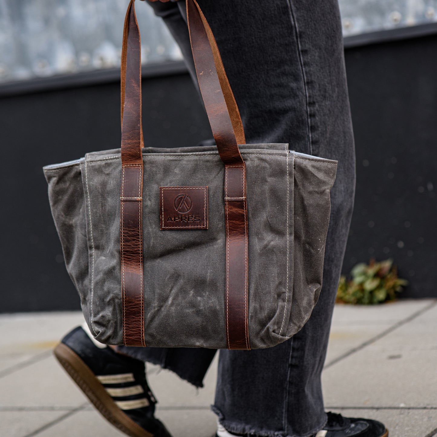 Kourier Waxed Canvas Cooler Bag