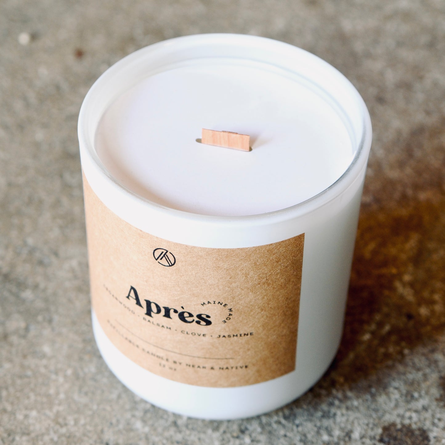 Near & Native Signature Après Scented Candle