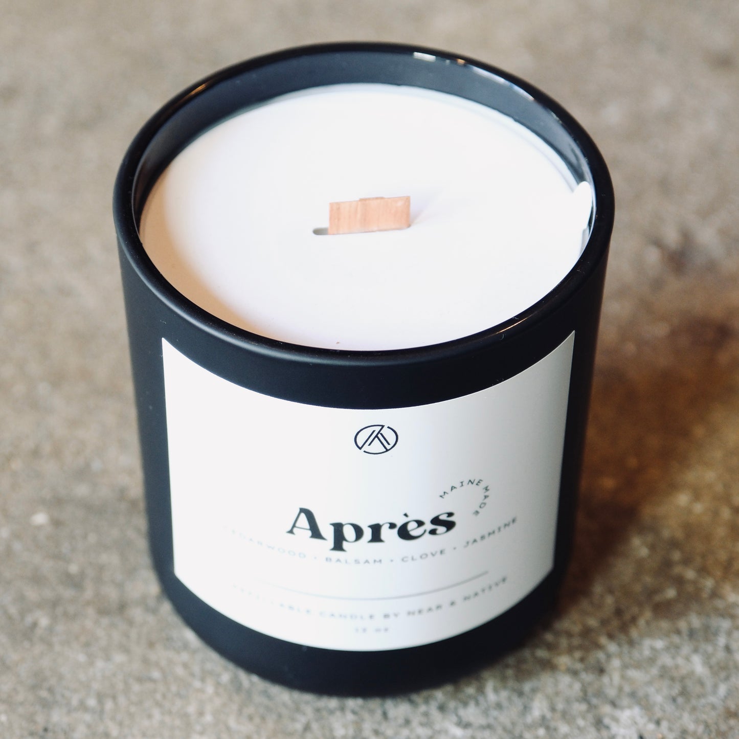 Near & Native Signature Après Scented Candle